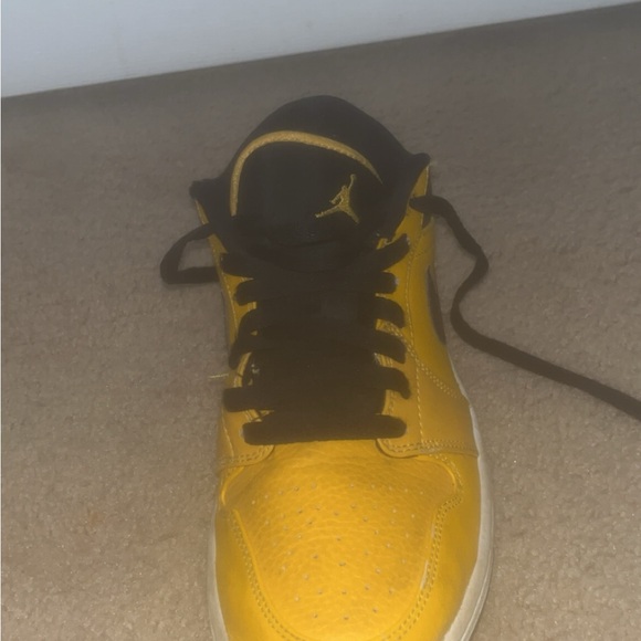 Air Jordan low yellow - Picture 3 of 8